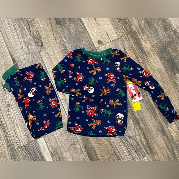 Cool Christmas Pajama PJ Set sz 10/12 - Picture 1 of 3